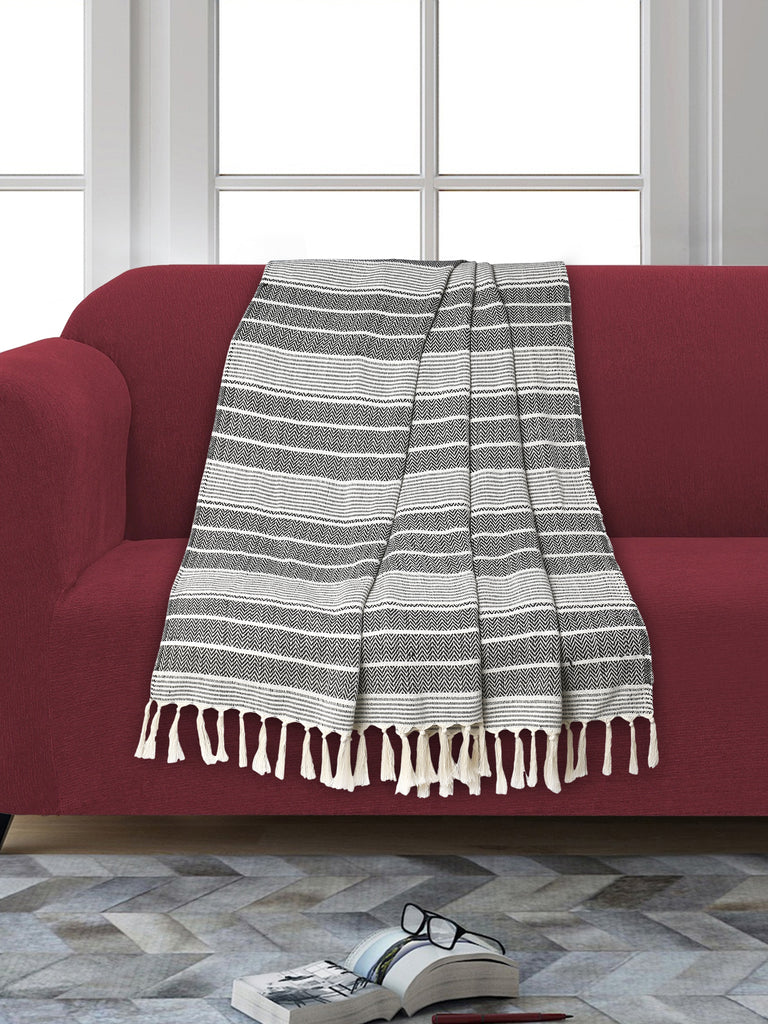 Off White & Black Cotton Viscose Blend Chevron Sofa Throw (180x130cm)