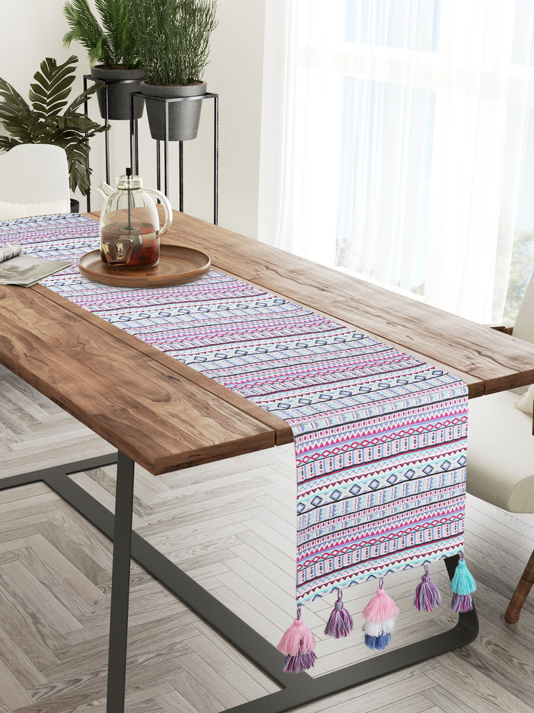 Stave Pink & Multi Geometric Polycotton Jacquard Table Runner (180x40 cm)